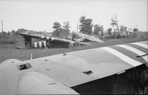 One famous use of the Horsa glider was the taking of the vital Pegasus Bridge on D-Day. Troops of the Ox and Bucks Light Infantry under Major Howard were landed within a few hundred yards of their objective, taking and holding the bridge until the Lord Lovat's force from the beaches arrived to relieve them.