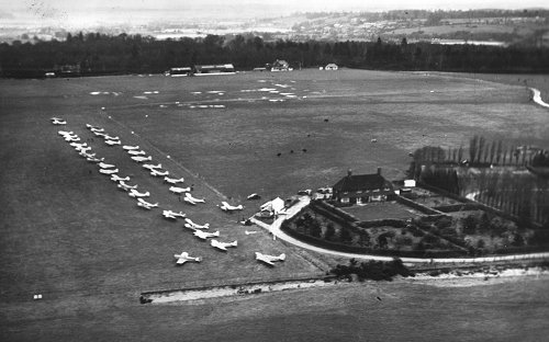 Denham aerodrome on 6 April 1951. The standing water on the landing area can be clearly seen.
