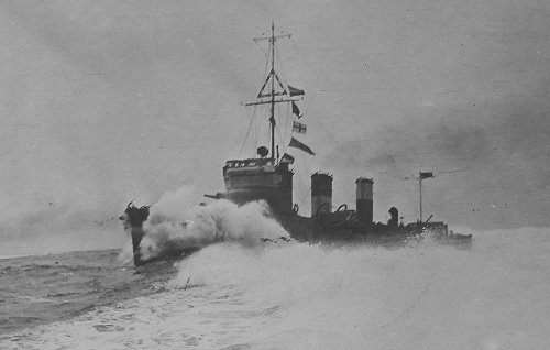 HMS Lawford in 1916, taken from the first ship of the type built, and the one that gave her name to the class, HMS Laforey.